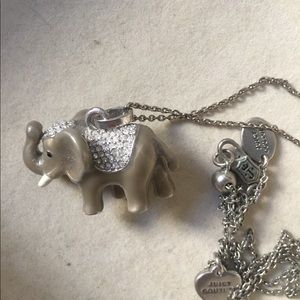 Juicy Couture WWF necklace - like new 💕